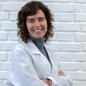 Dr Ariadna Ortiz-Brugues, Dermatologue
